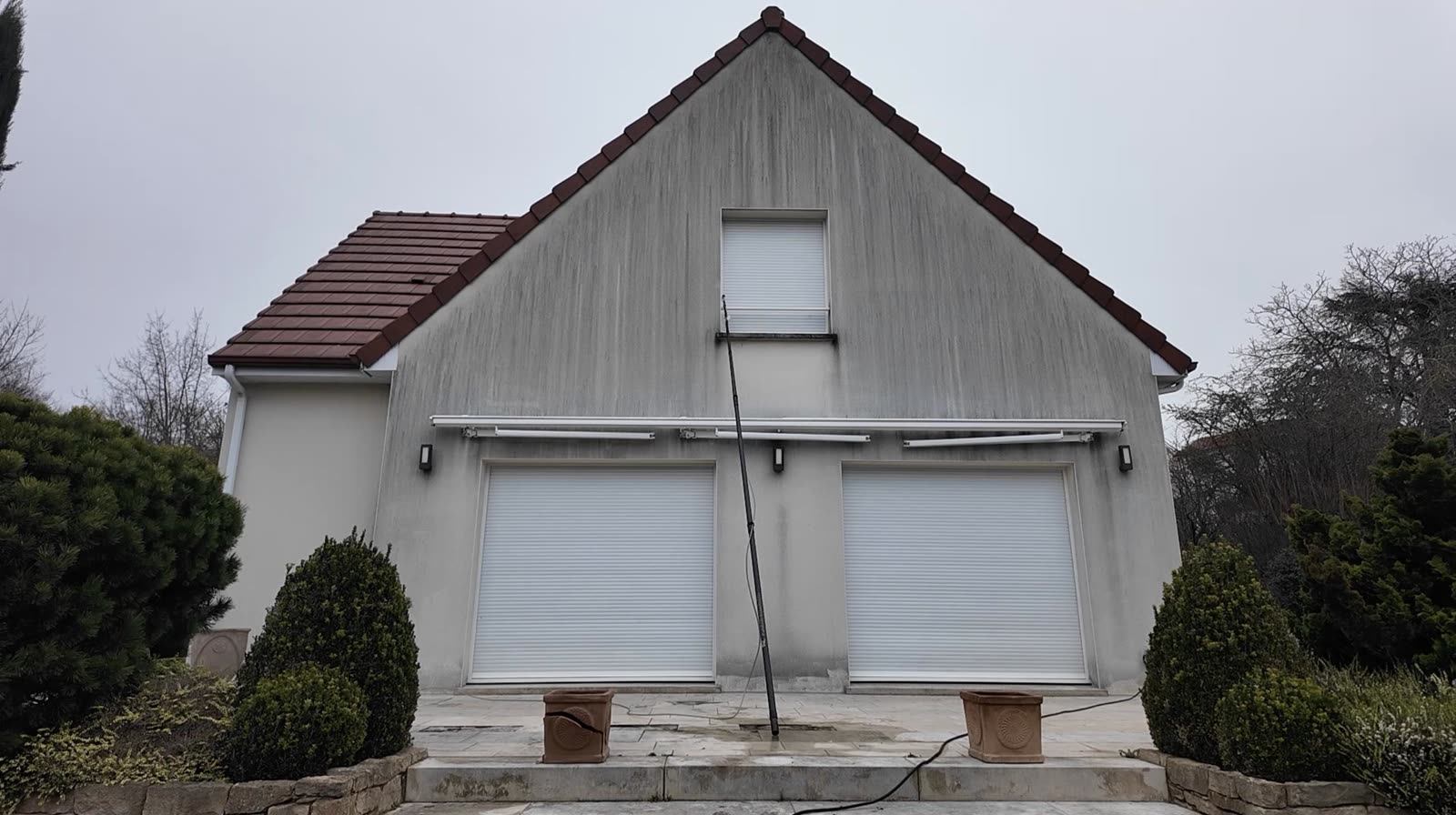 Façade avec hydrofuge, Dommartemont (54) — avant intervention