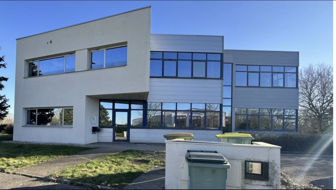 Façade pour l'association CLES, Maxéville (54) — après intervention