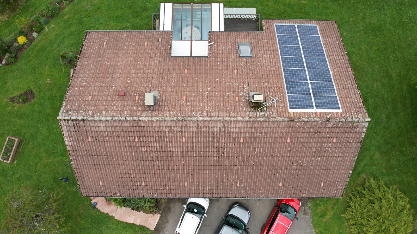 Toiture et panneaux photovoltaïques, Jussarupt (88) — avant intervention